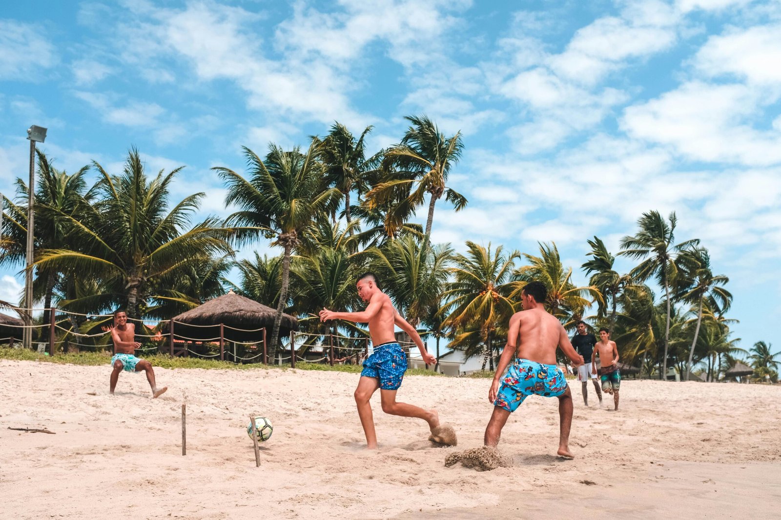 You are currently viewing Mengeksplorasi Keindahan Wisata Pantai di Malang Selatan